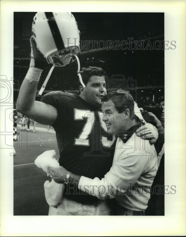 1991 Press Photo Greg Davis, Tulane University Football Coach with Vernon Ernst - Historic Images