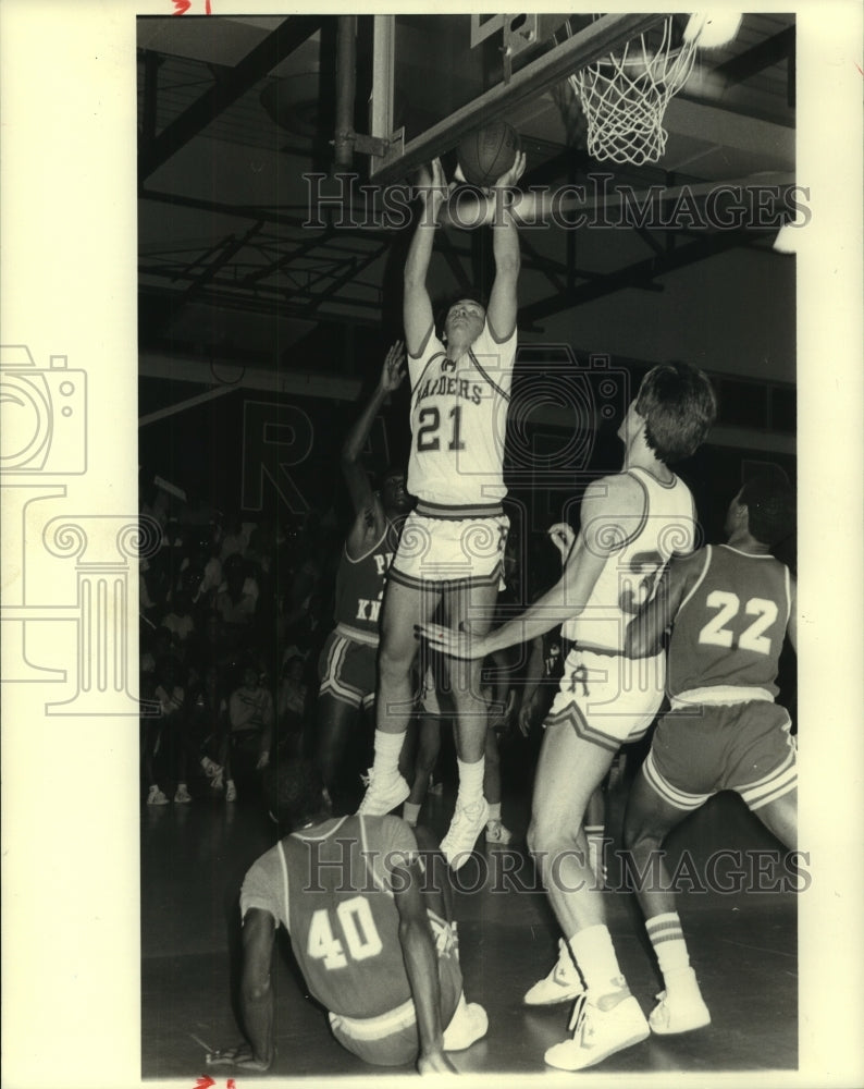 1985 Press Photo Mike Eason, Rummel Basketball Player at Game - nos10545 - Historic Images