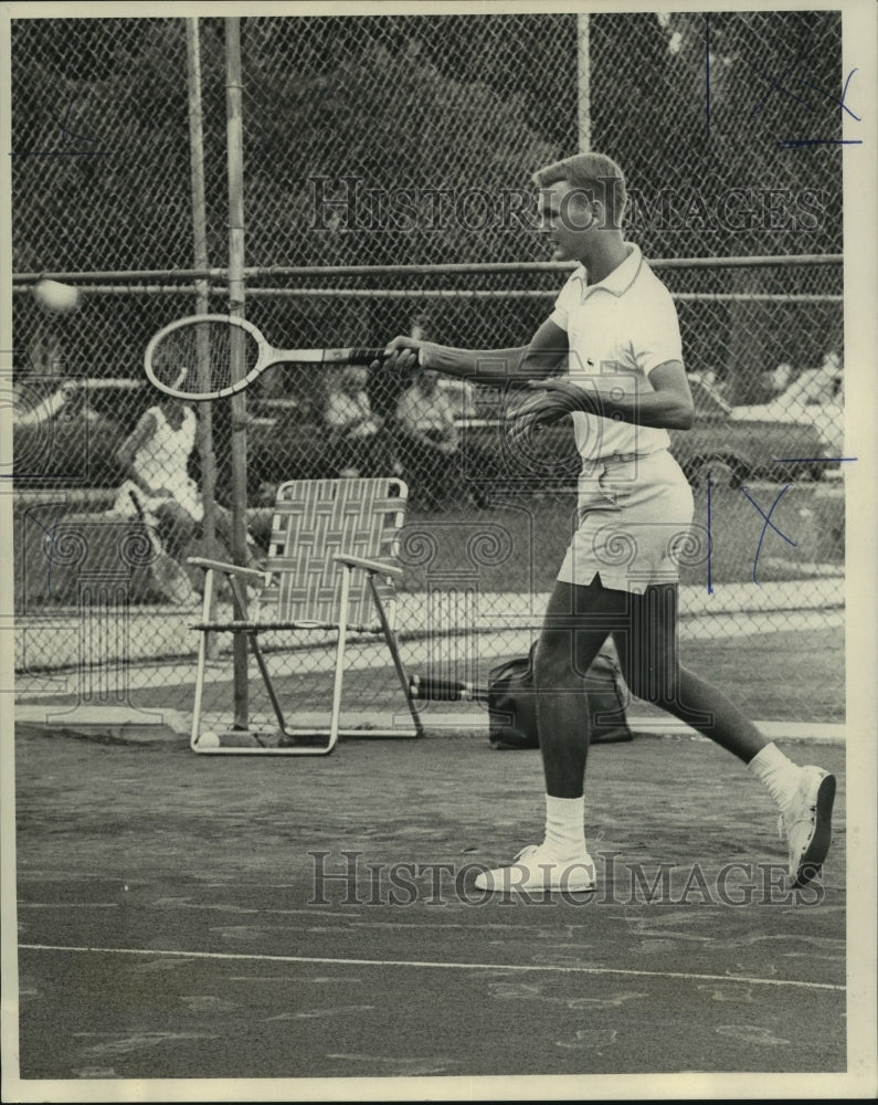 1966 Press Photo Bobby Ecuyer, New Orleans Tennis Player at City Park Tournament - Historic Images