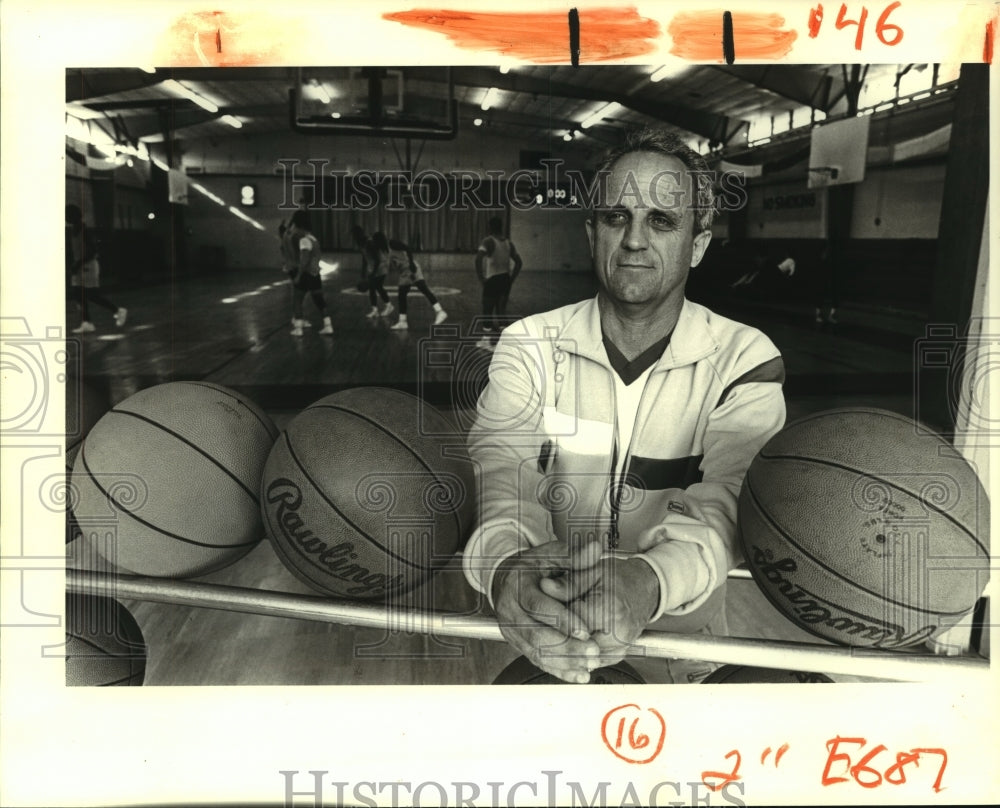 1986 Press Photo Gray Folse, Basketball Coach - nos10918 - Historic Images