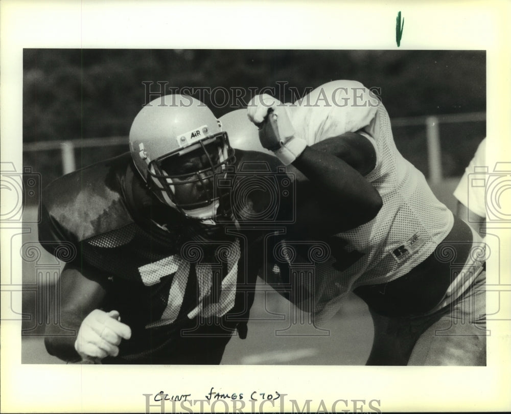 1989 Press Photo Football Player Clint Fames - nos10977- Historic Images