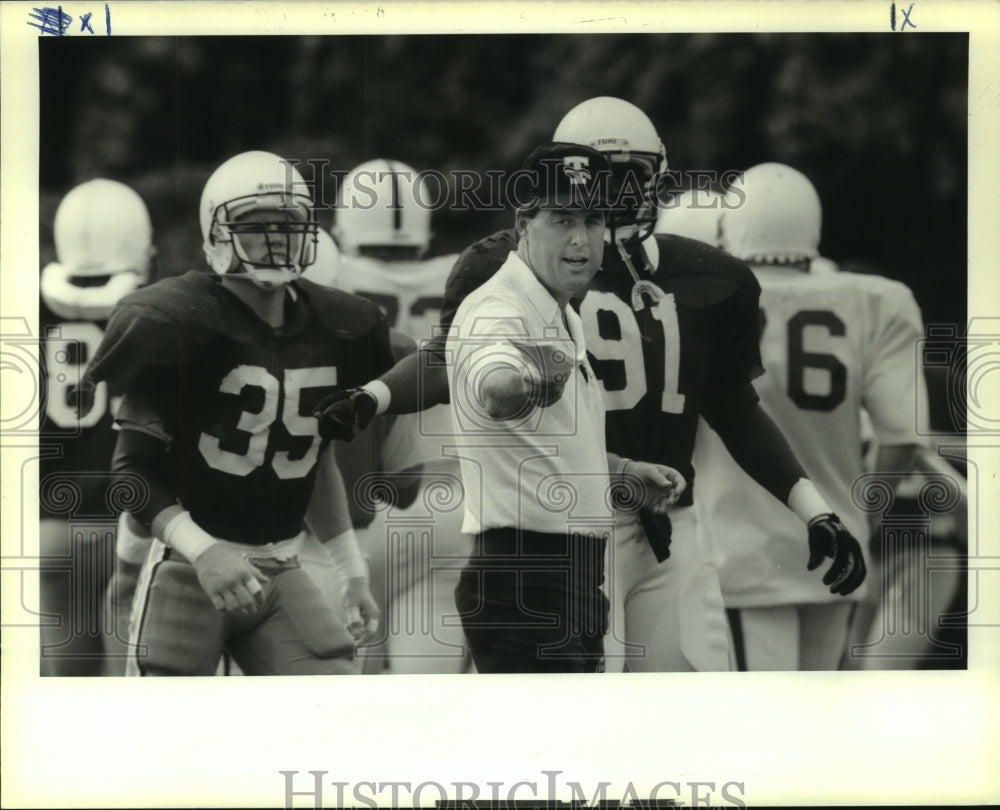 1989 Press Photo Greg Davis, Tulane Football Coach at Scrimmage Game - nos11129 - Historic Images