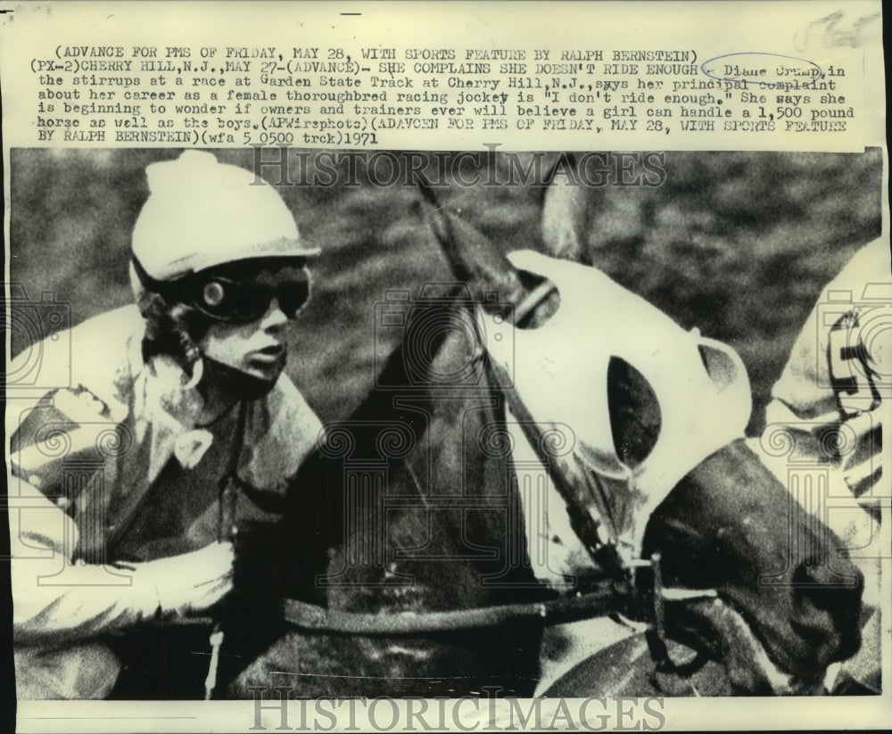 1971 Press Photo Jockey Diane Crump at Garden State Track in New Jersey- Historic Images