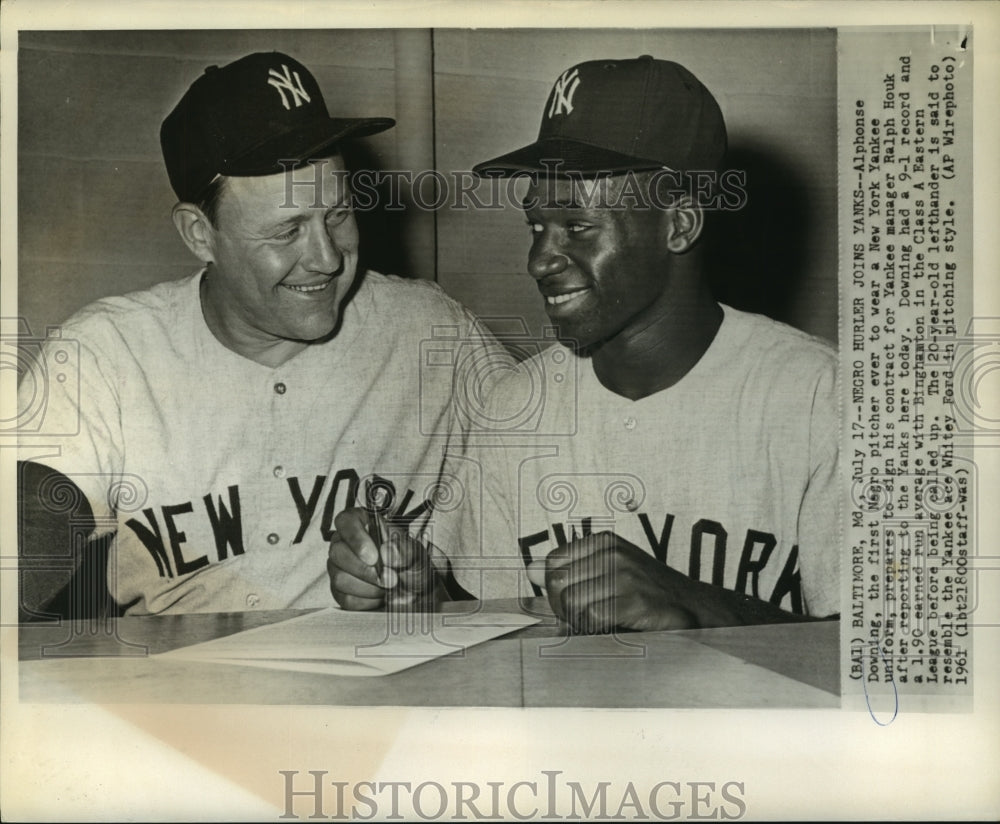 1961 Press Photo Alphonse Downing, New York Yankee Baseball Player and Manager - Historic Images