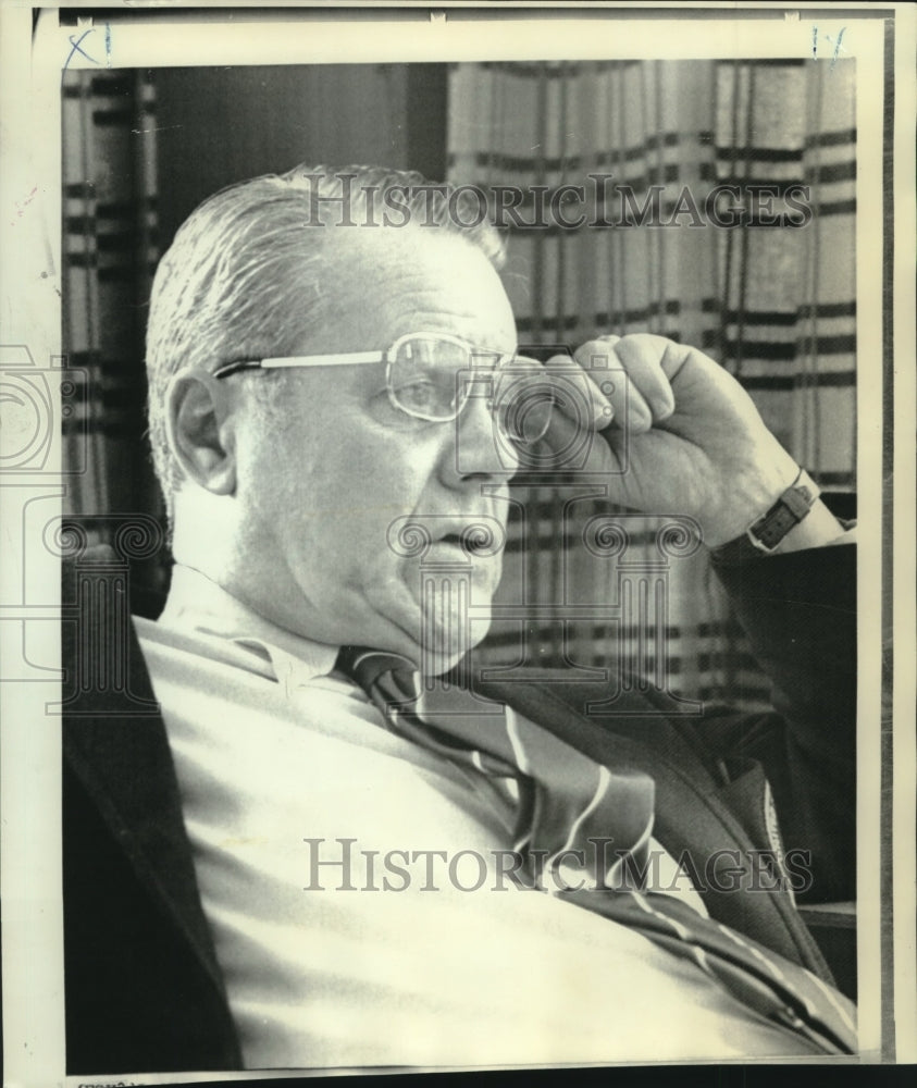 1972 Press Photo Jim Fullerton, United States hockey team coach - nos11564 - Historic Images