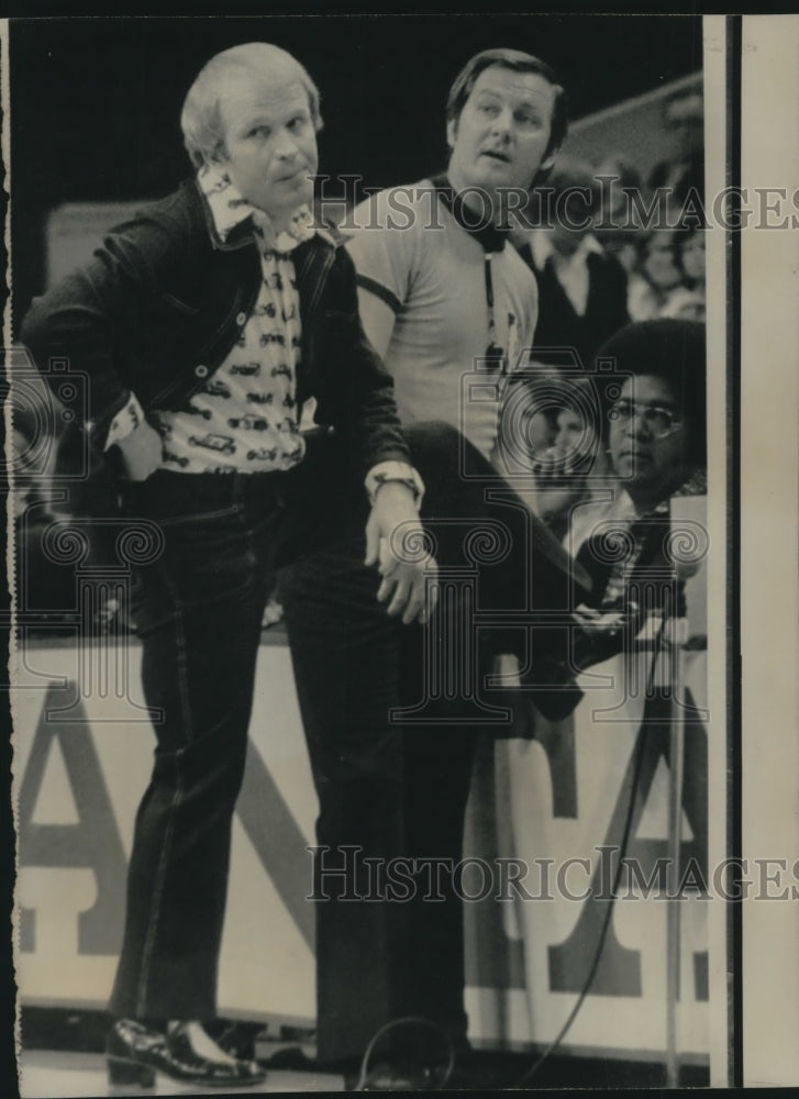 1975 Press Photo Basketball - Atlanta Hawks coach Cotton Fitzsimmons - nos11674 - Historic Images