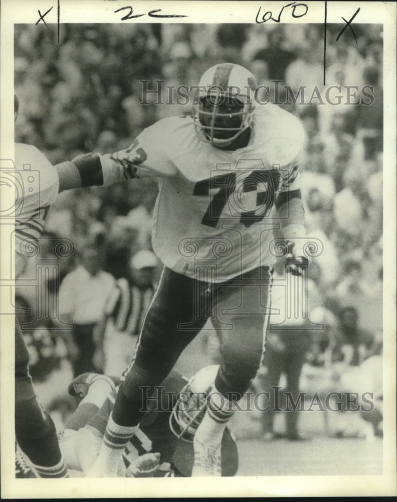 1973 Press Photo Football - Earl Edwards with Buffalo Bills in Action - Historic Images