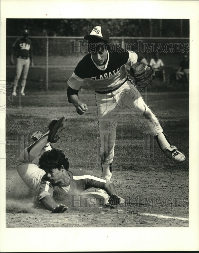 1983 Baseball - Shaw&#39;s David Flettrich &amp; De La Salle&#39;s Robert Garcia - Historic Images