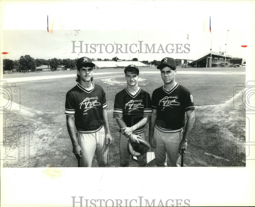 1990 Press Photo Risque Baseball - Chris Powell, Joey Alfonso &amp; Mark Fussell - Historic Images