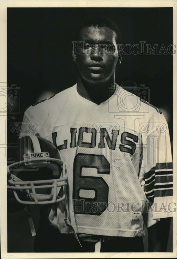 1984 Press Photo Lafayette High football player Cedric Figaro - nos12893 - Historic Images