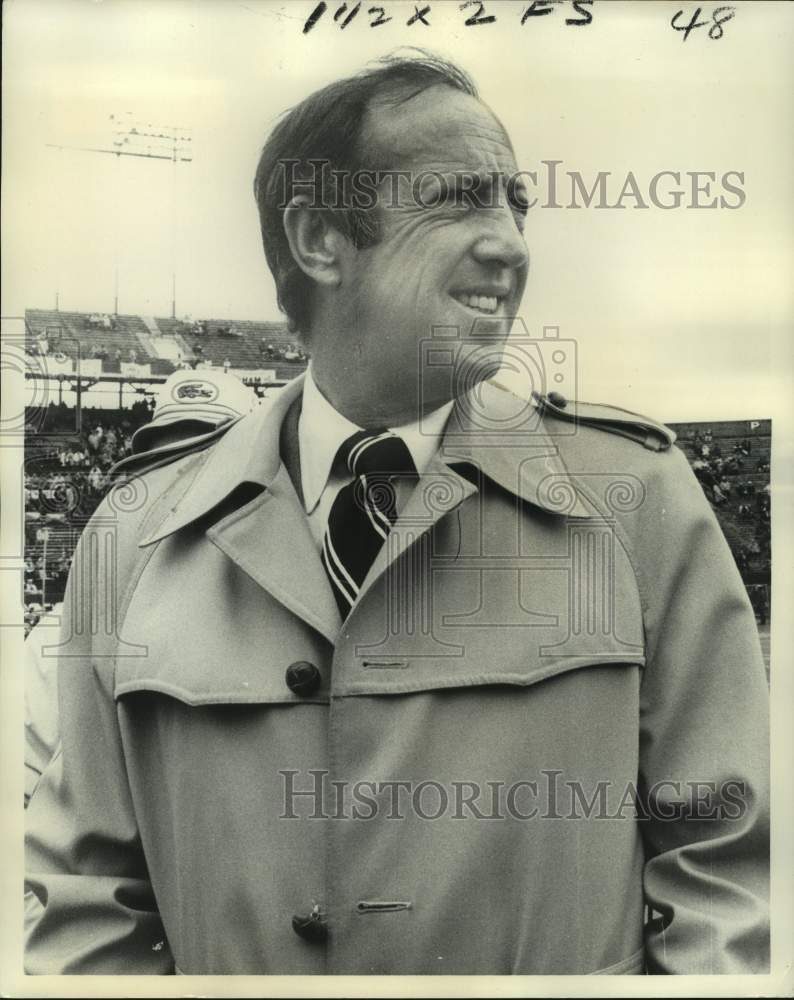 1975 Press Photo Pete Rozelle of National Football League in New Orleans - Historic Images