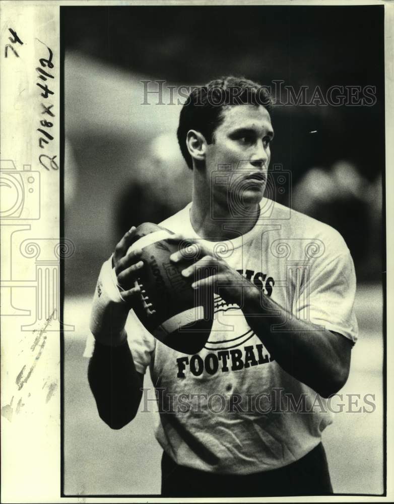 1981 Press Photo Ole Miss college football player John Fourcade - nos13539- Historic Images