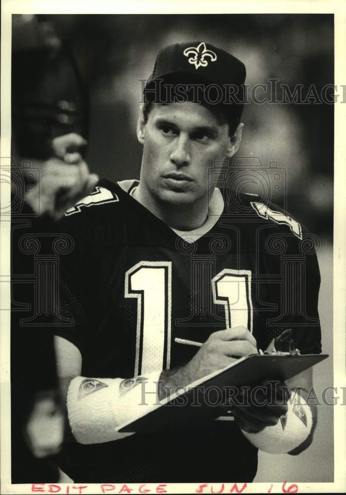 1987 New Orleans Saints football quarterback John Fourcade - Historic Images