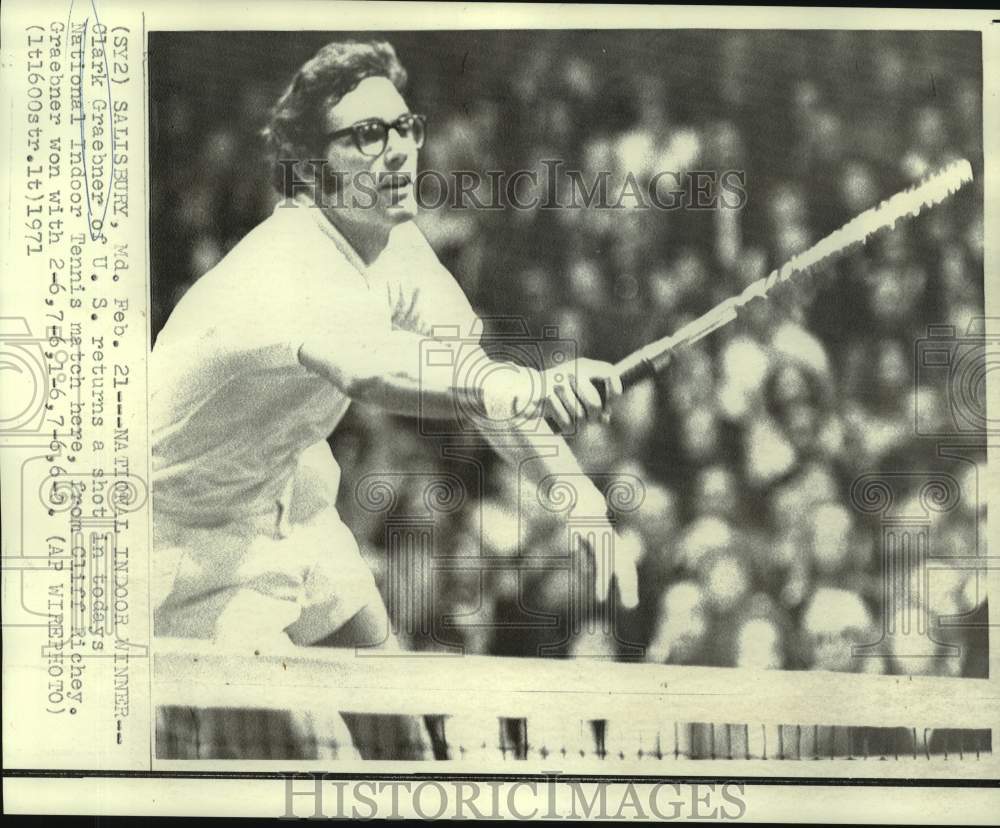 1971 Press Photo Tennis player Clark Graebner during a National Indoor victory - Historic Images