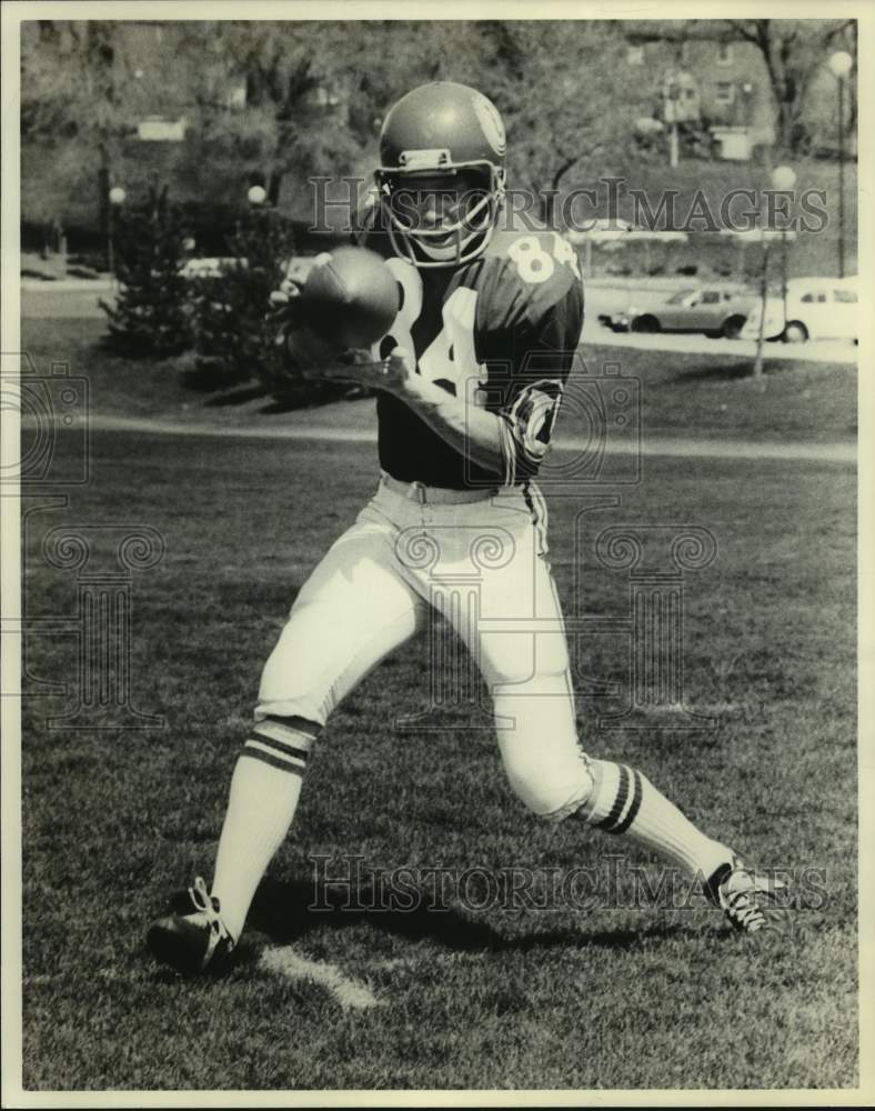 1976 Press Photo Football player Dick Graham - nos14572- Historic Images