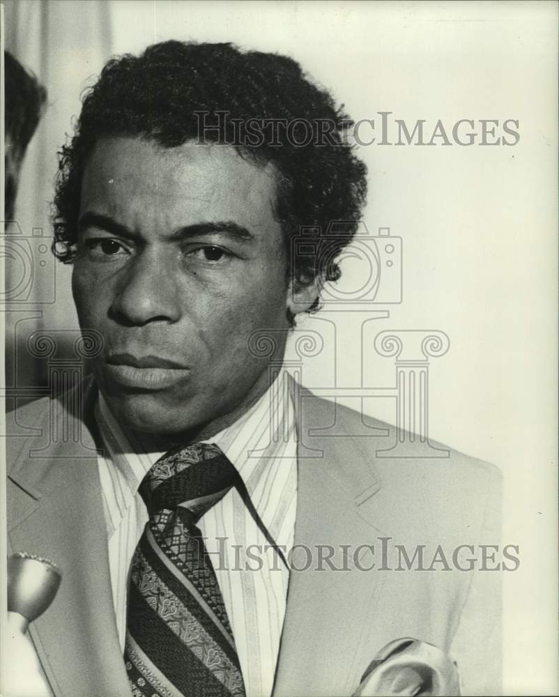 1977 Press Photo Xavier College Basketball Coach Harold Hunter Nos16 1977-press-photo-xavier-college-basketball-coach-harold-hunter-nos16