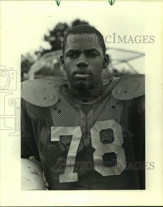 1985 Press Photo Football player Clint James - nos16577- Historic Images