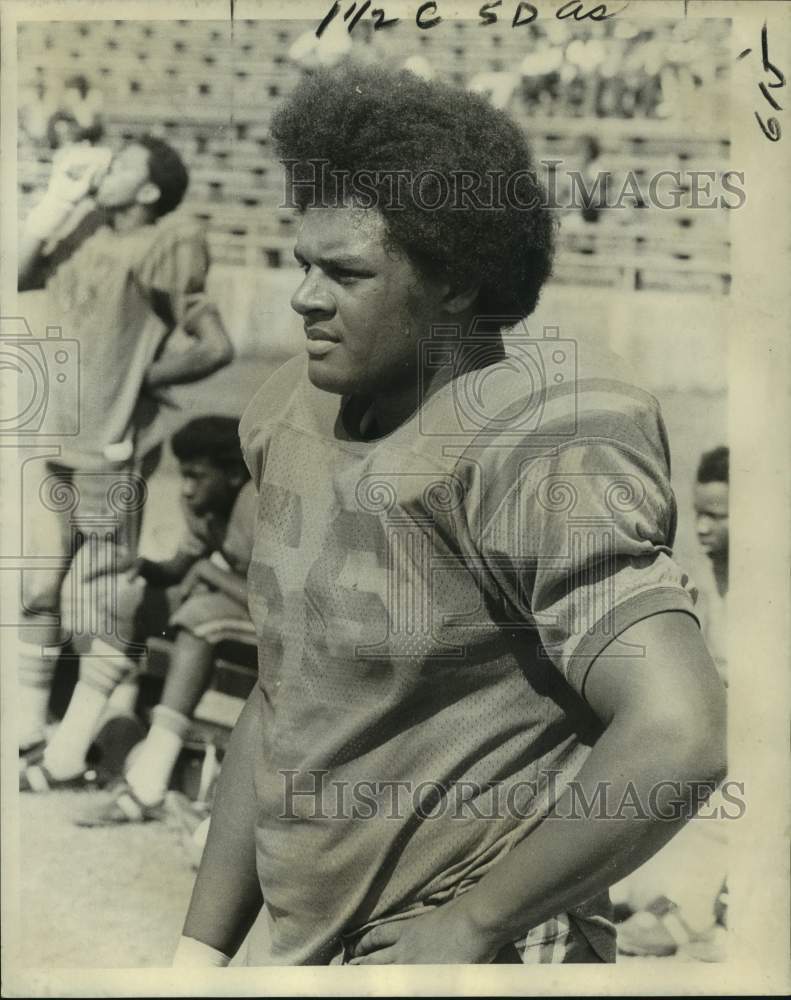 1973 Press Photo Football - Greg Jolly of Carver Rams - nos16585- Historic Images