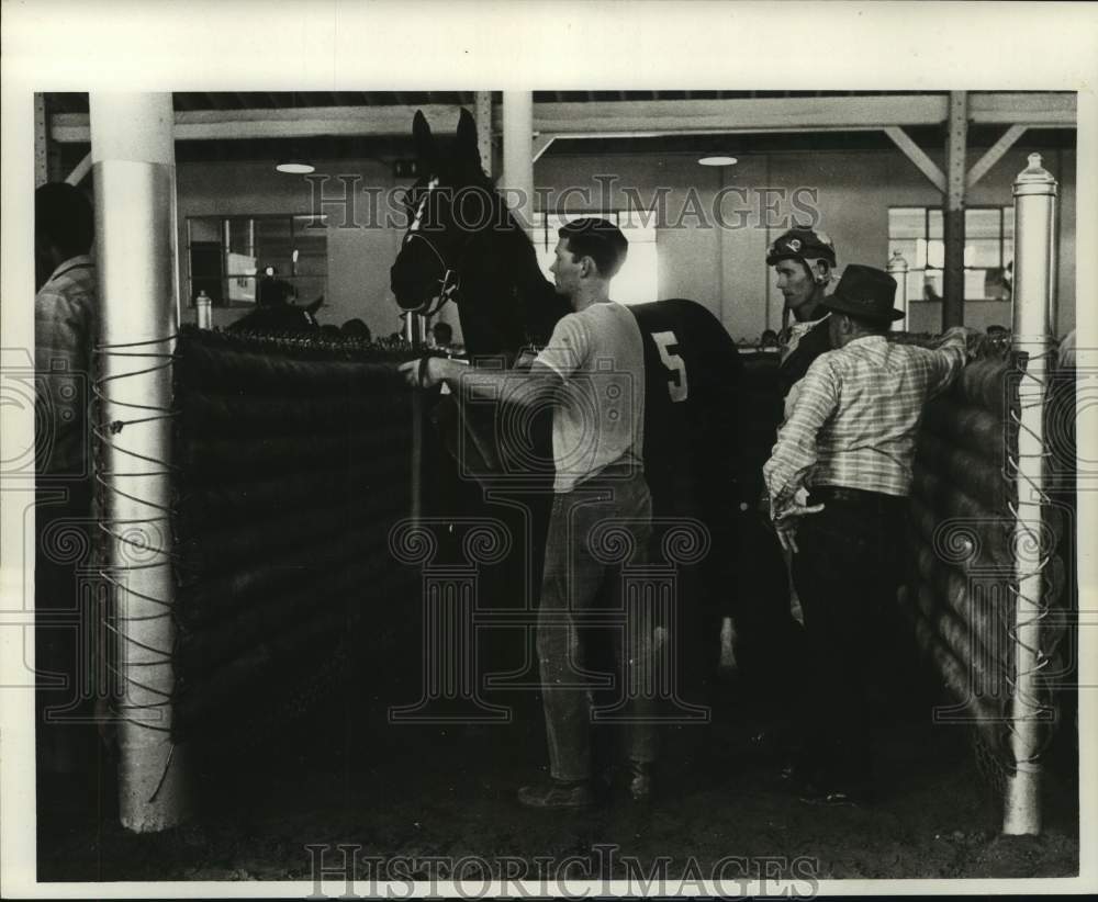 1968 Press Photo Jockey Eldon Hall and colleagues in racing paddock - nos16666 - Historic Images