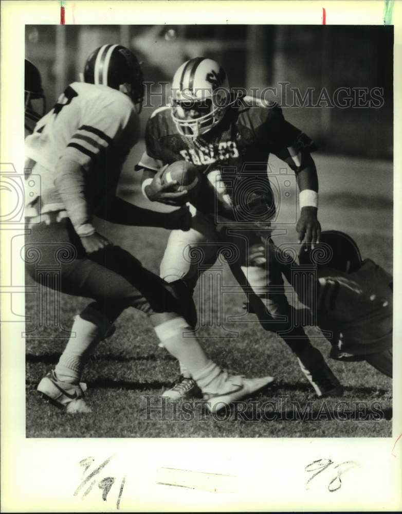 1988 Press Photo Shaw High football player Vance Joseph vs. Holy Cross - Historic Images