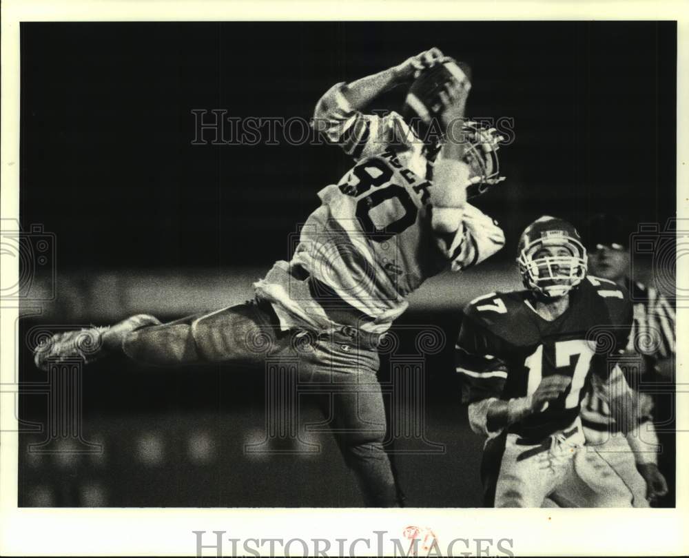 1988 Press Photo Holy Cross a&amp; John Ehret play football at West Jefferson Stadiu- Historic Images