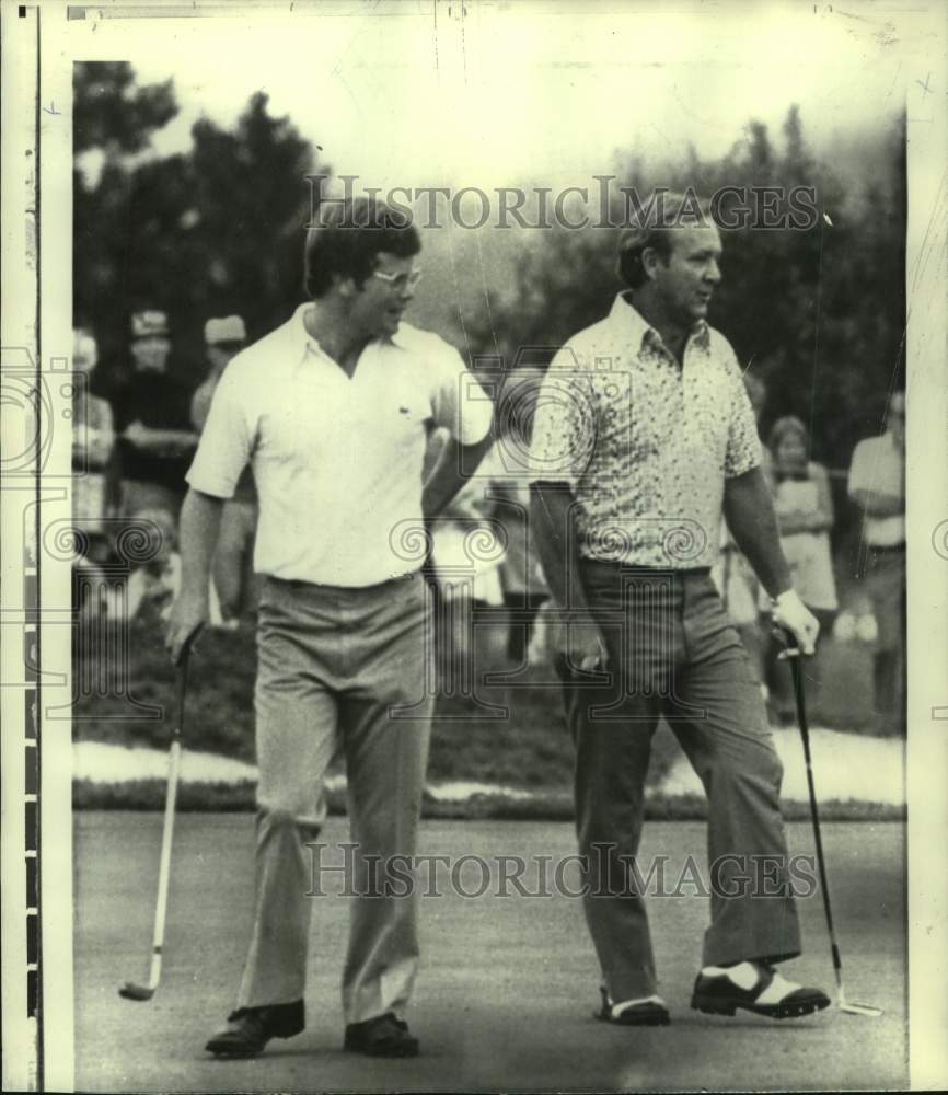 1972 Press Photo Pro golfers Jack Lewis and Arnold Palmer, PGA Team Championship- Historic Images