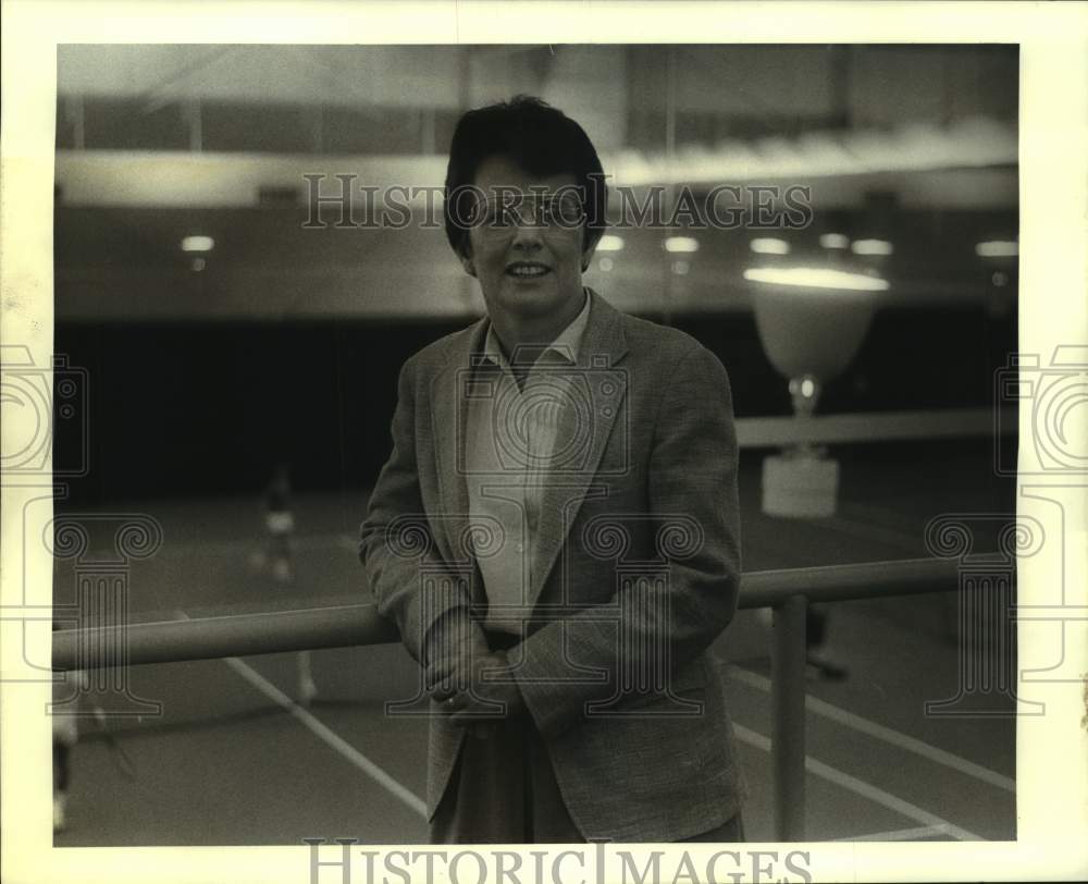1984 Press Photo Tennis great Billie Jean King at Rivercenter Tennis Club- Historic Images