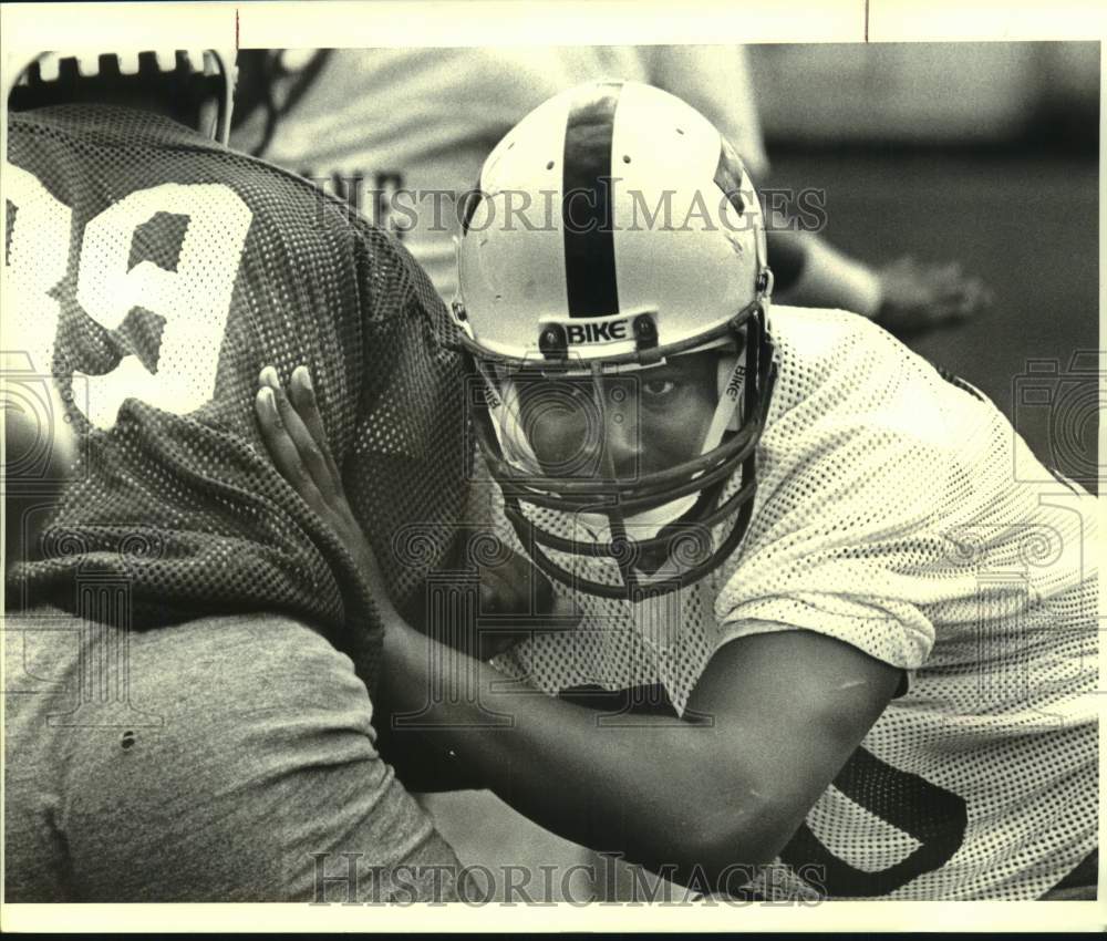 1986 Press Photo Football - Andre Lockley of Tulane During Practice - nos21298- Historic Images