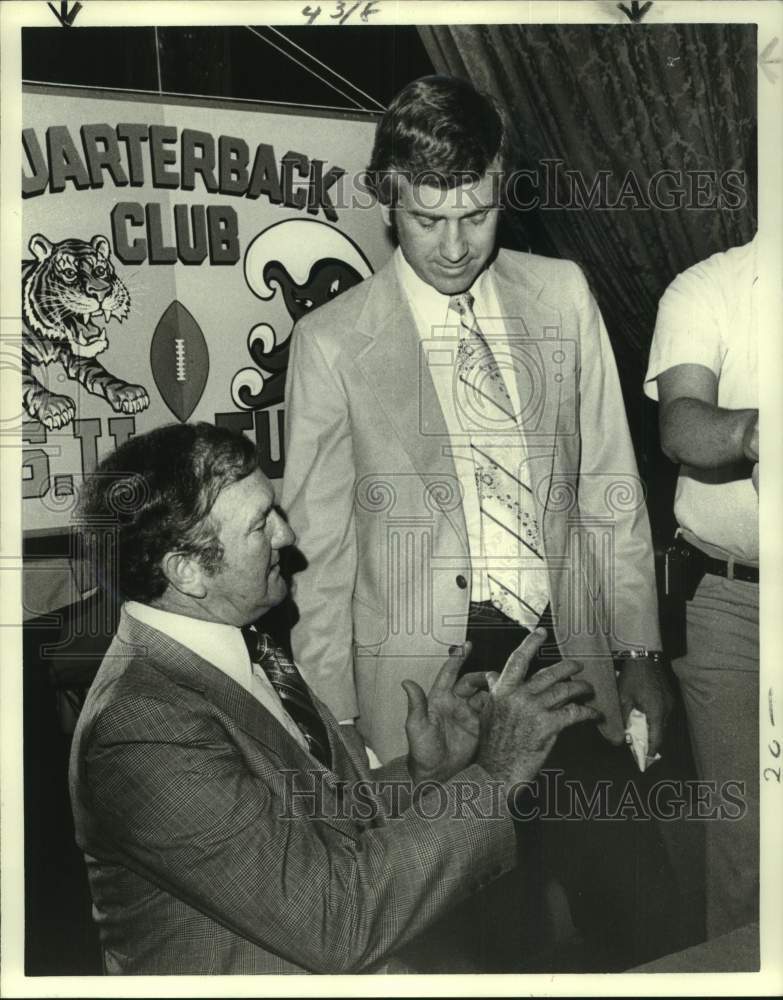 1978 Press Photo LSU football Charlie McClendon &amp; Tulane&#39;s Larry Smith - Historic Images