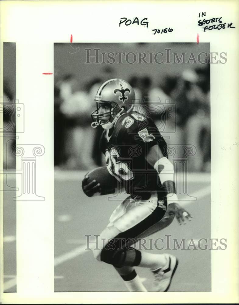 1990 Press Photo New Orleans Saints football player Rueben Mayes runs with ball - Historic Images