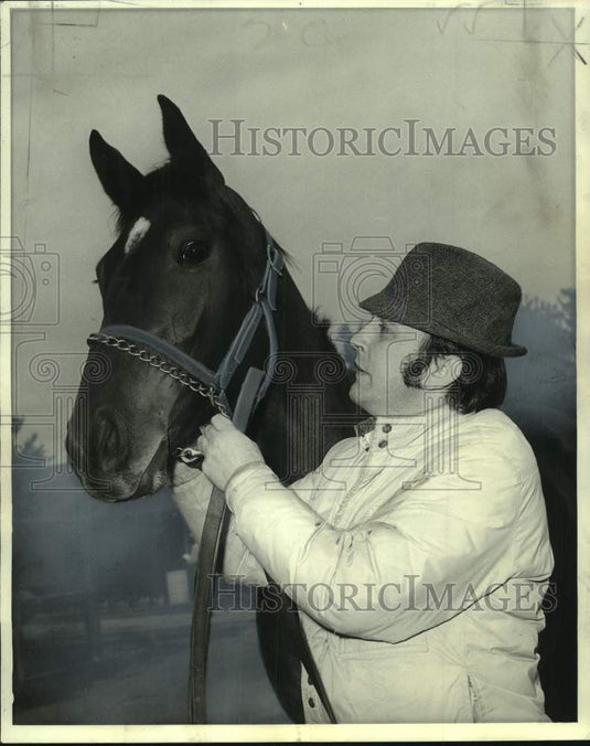 1974 Press Photo Horse Racing - Racehorse Miss Cabildo with Forrest Kaelin- Historic Images