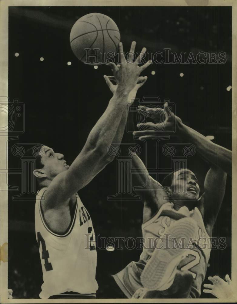 1987 Press Photo Indiana and Syracuse play college basketball - nos25225- Historic Images