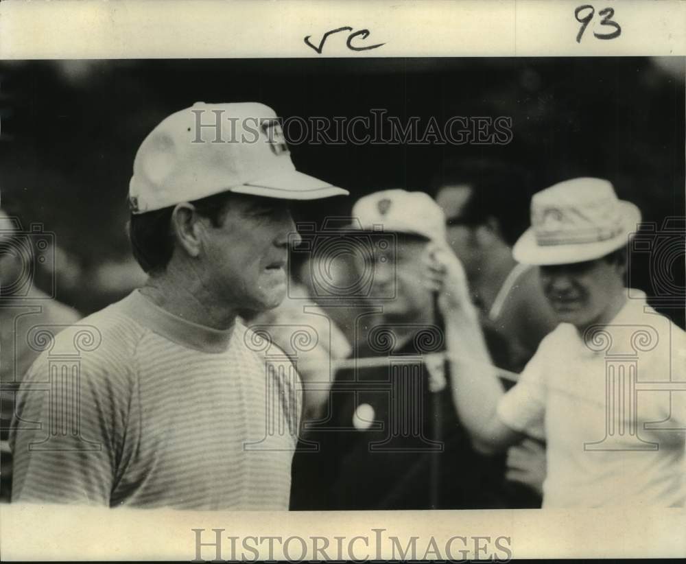 1971 Press Photo Golfer Gene Littler grimaces after finishing back nine at GNOO - Historic Images