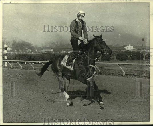 1968 Press Photo Horse Racing - Beaufort 2nd with Ray Fredricks Up - nos25467 - Historic Images