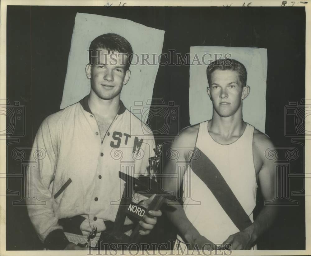 1961 Press Photo St Martin&#39;s John Lehman &amp; Racelands Guy Harvey at track meet- Historic Images