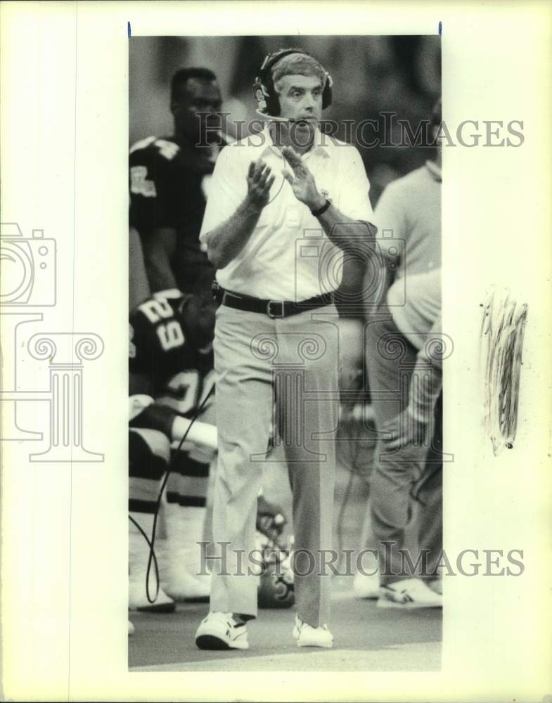 1989 Press Photo New Orleans Saints football Jim Mora - nos26403 - Historic Images