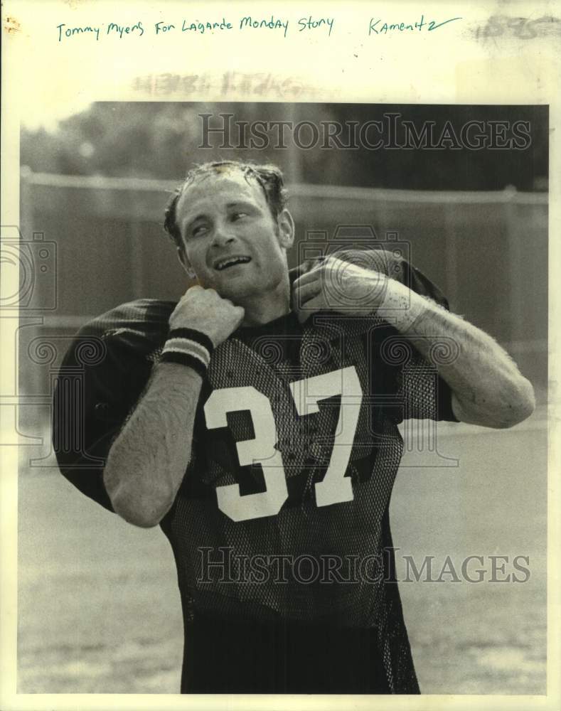 1982 Press Photo New Orleans Saints football player Tommy Myers in practice - Historic Images