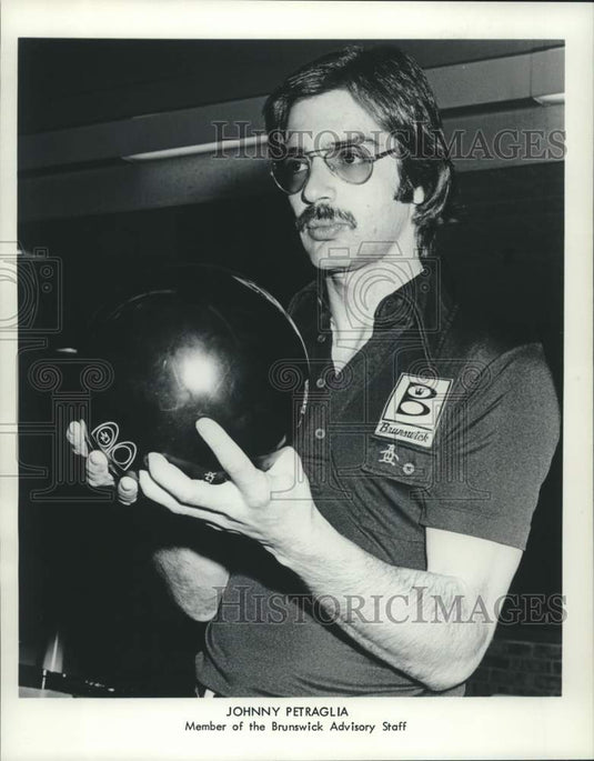 1977 Press Photo Bowling - Johnny Petraglia, Member Brunswick Advisory Staff - Historic Images