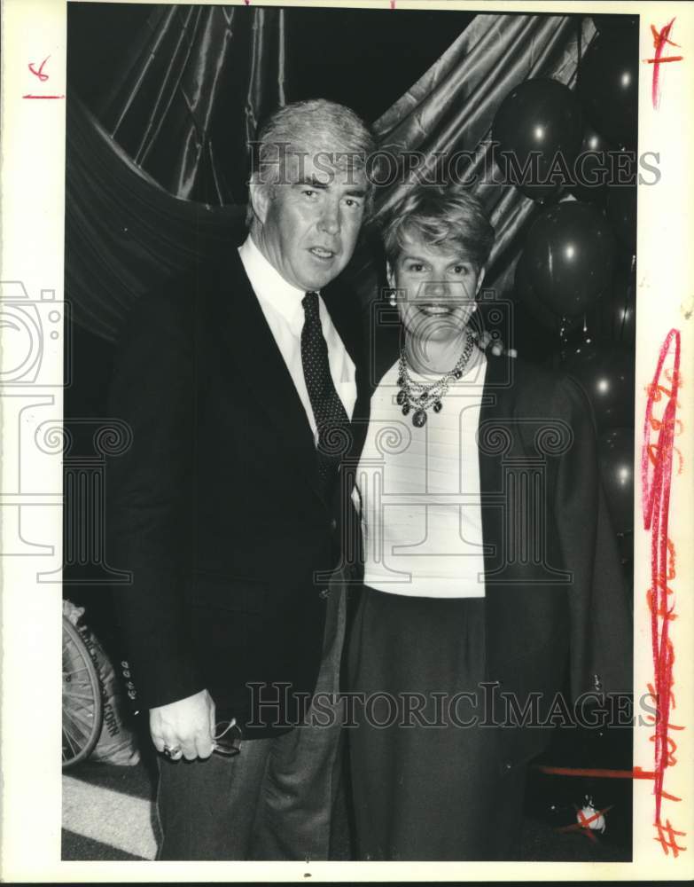 1990 Press Photo Former football star Jack Kemp and wife Joanne - nos27780- Historic Images