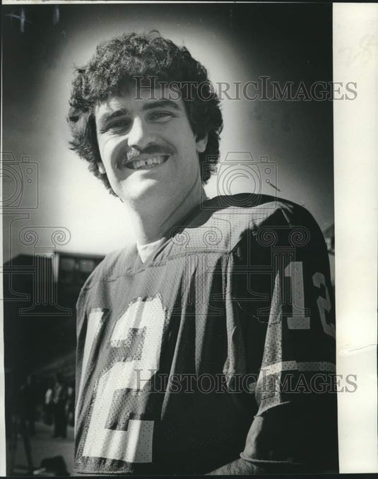 1978 Press Photo Denver Broncos football quarterback Craig Penrose smiles - Historic Images