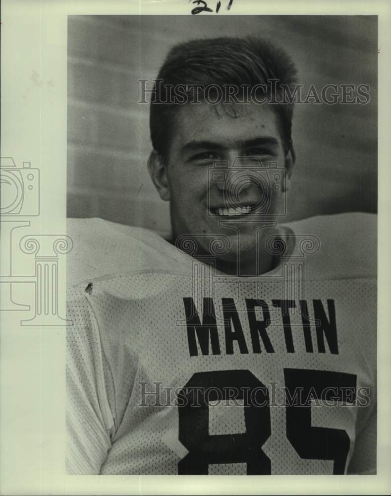 1987 Press Photo Brother Martin football player Jay Rink smiles for photo - Historic Images