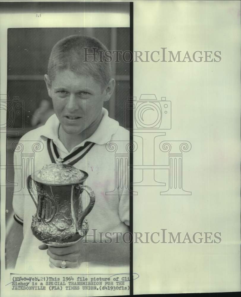 1964 Press Photo Tennis player Cliff Richey, holds a trophy - nos29143 - Historic Images