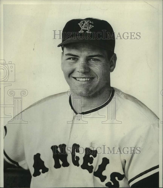 1969 Press Photo California Angels baseball player Rick Reichardt smiles- Historic Images