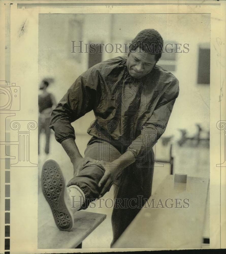 1974 Press Photo New York Knicks basketball player Willis Reed - nos29447 - Historic Images