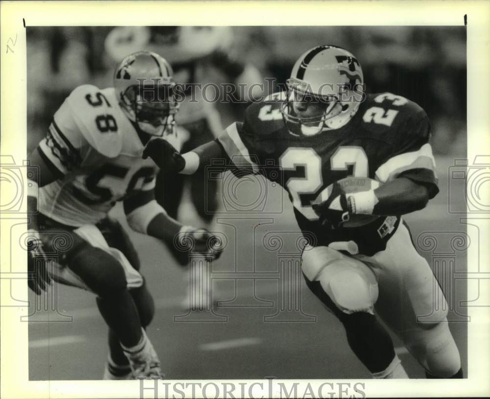 1989 Press Photo Football - Tulane&#39;s Michael Pierce Runs After Pass Reception - Historic Images