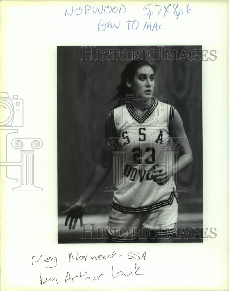 Press Photo SSA Doves basketball player Meg Norwood looks on in game - nos30874- Historic Images