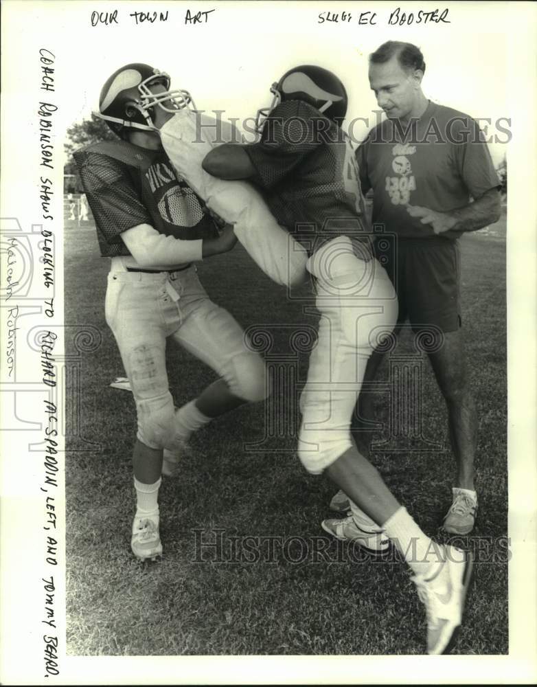 1985 Press Photo Girard Playground football coach Malcolm Robinson with players- Historic Images