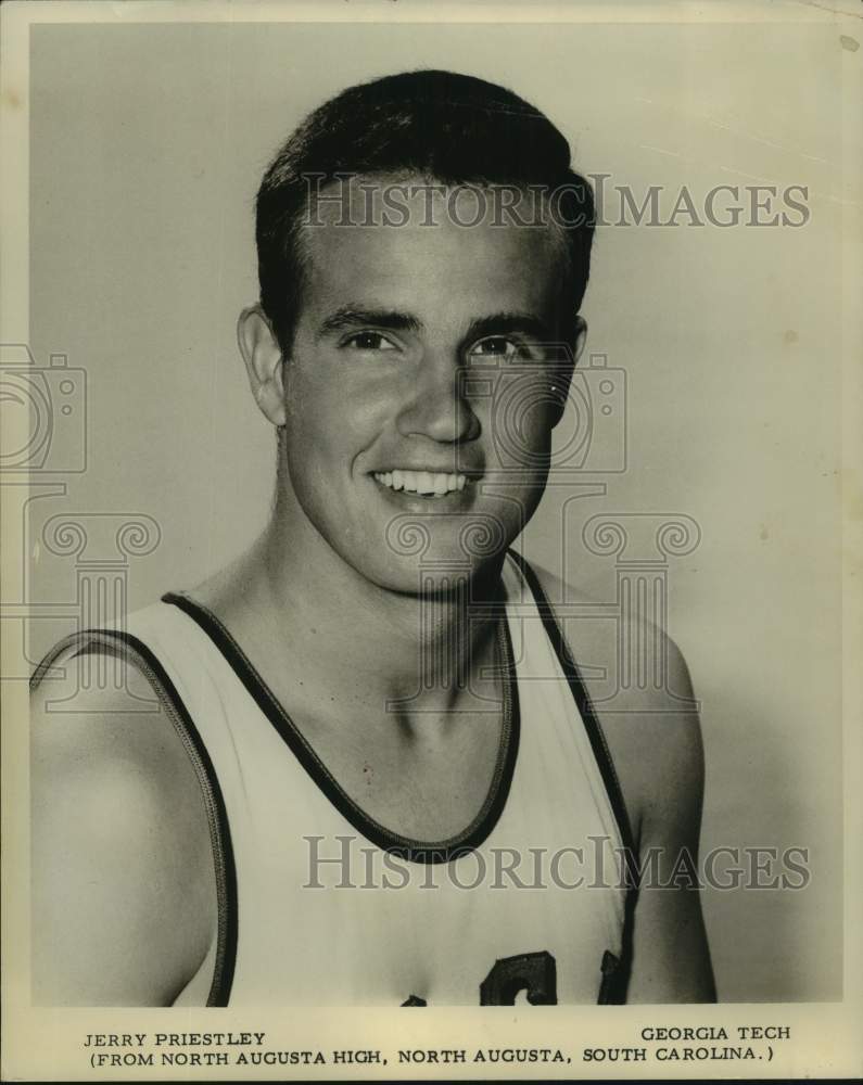 1963 Press Photo Georgia Tech basketball player Jerry Priestley smiles for photo- Historic Images