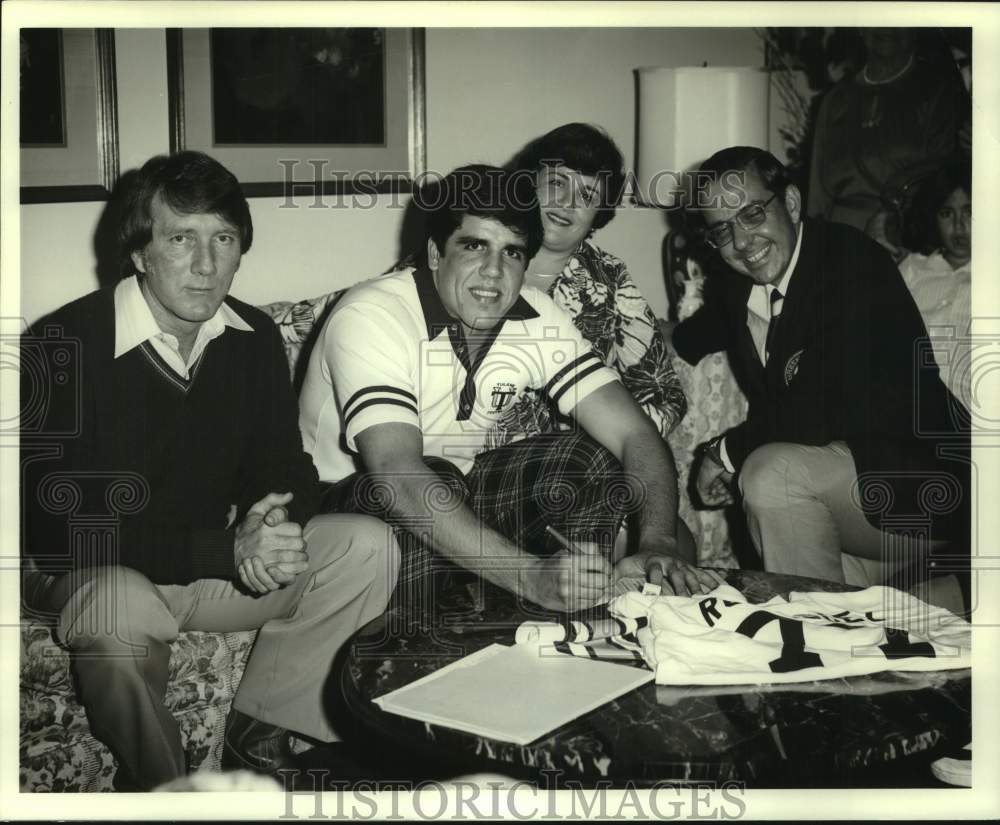 Press Photo Jesuit football player Raoul Rodriguez signs Tulane letter of intent - Historic Images