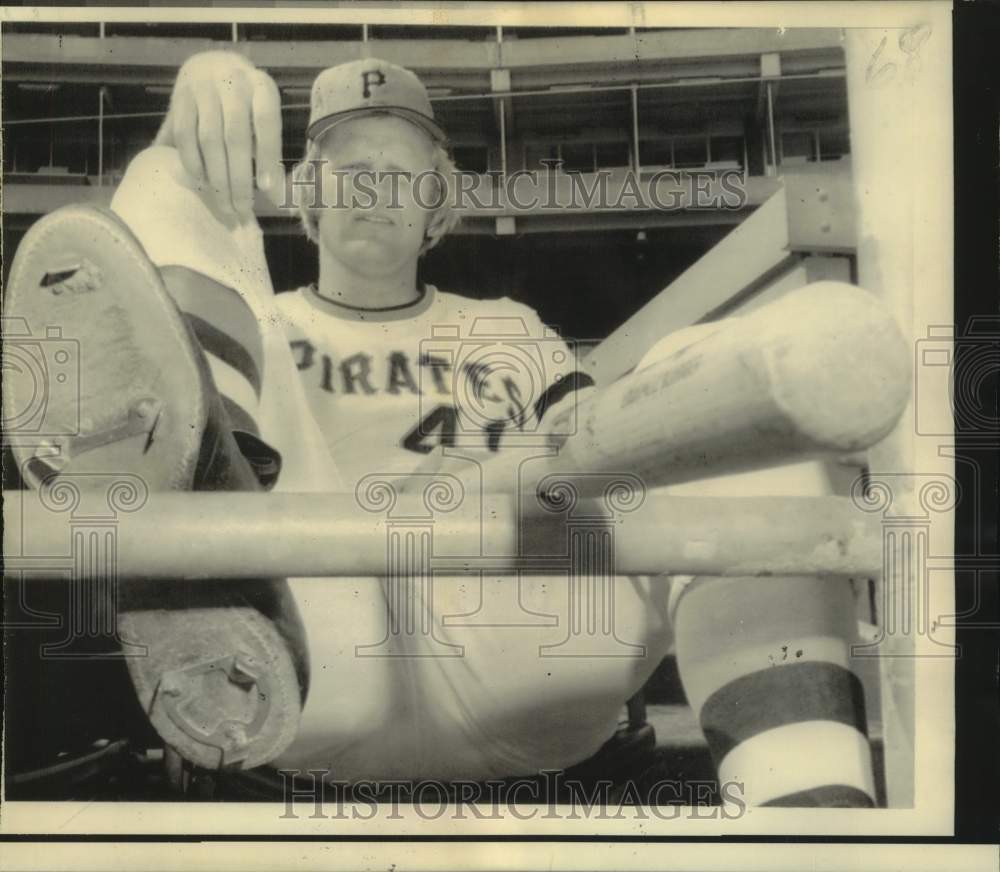 1975 Press Photo Pittsburgh Pirates baseball player Jerry Reuss - nos31673 - Historic Images